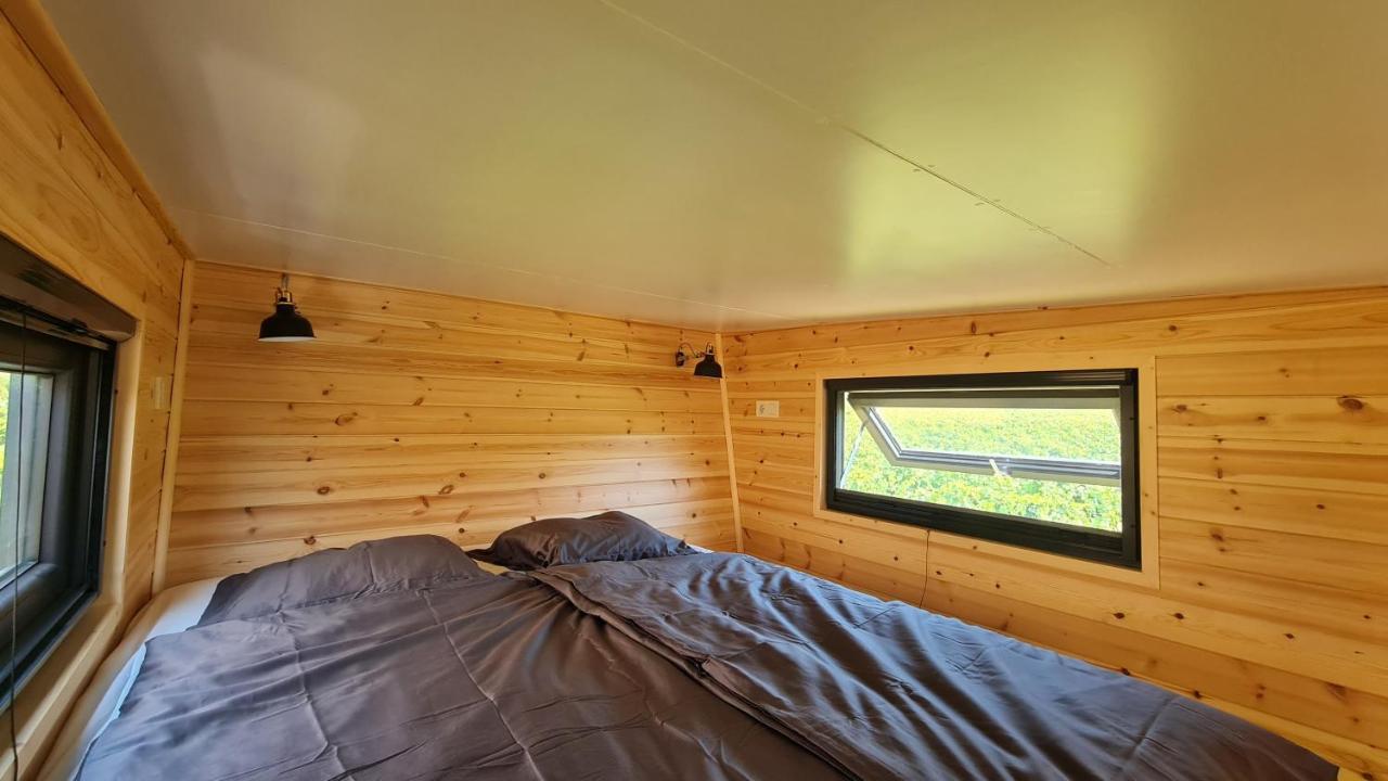 KaptalantotiPop Tiny House Balatonアパートメント エクステリア 写真